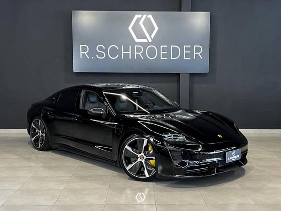 PORSCHE TAYCAN TURBO S ELÉTRICO PORSCHE TAYCAN TURBO S ELÉTRICO